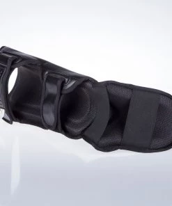 Fighter Shinguards Thai Ergo - Black/white, FSG-004BW PROTECTION