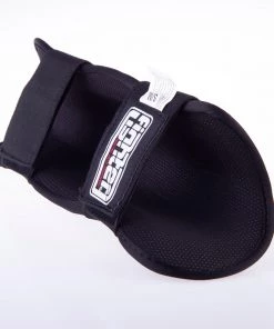 Shin Guard Fighter Ergo - Black, FSG-001B