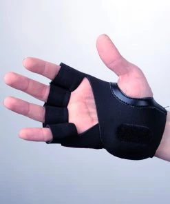 GLOVES Fighter Strap Gel Hand-Wraps - Black/grey, FGW-001BG