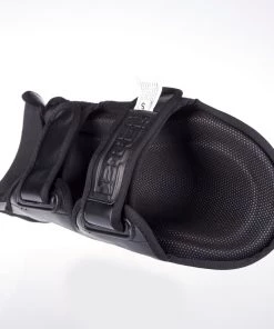 Fighter Shinguards Thai Ergo - Black/white, FSG-004BW PROTECTION