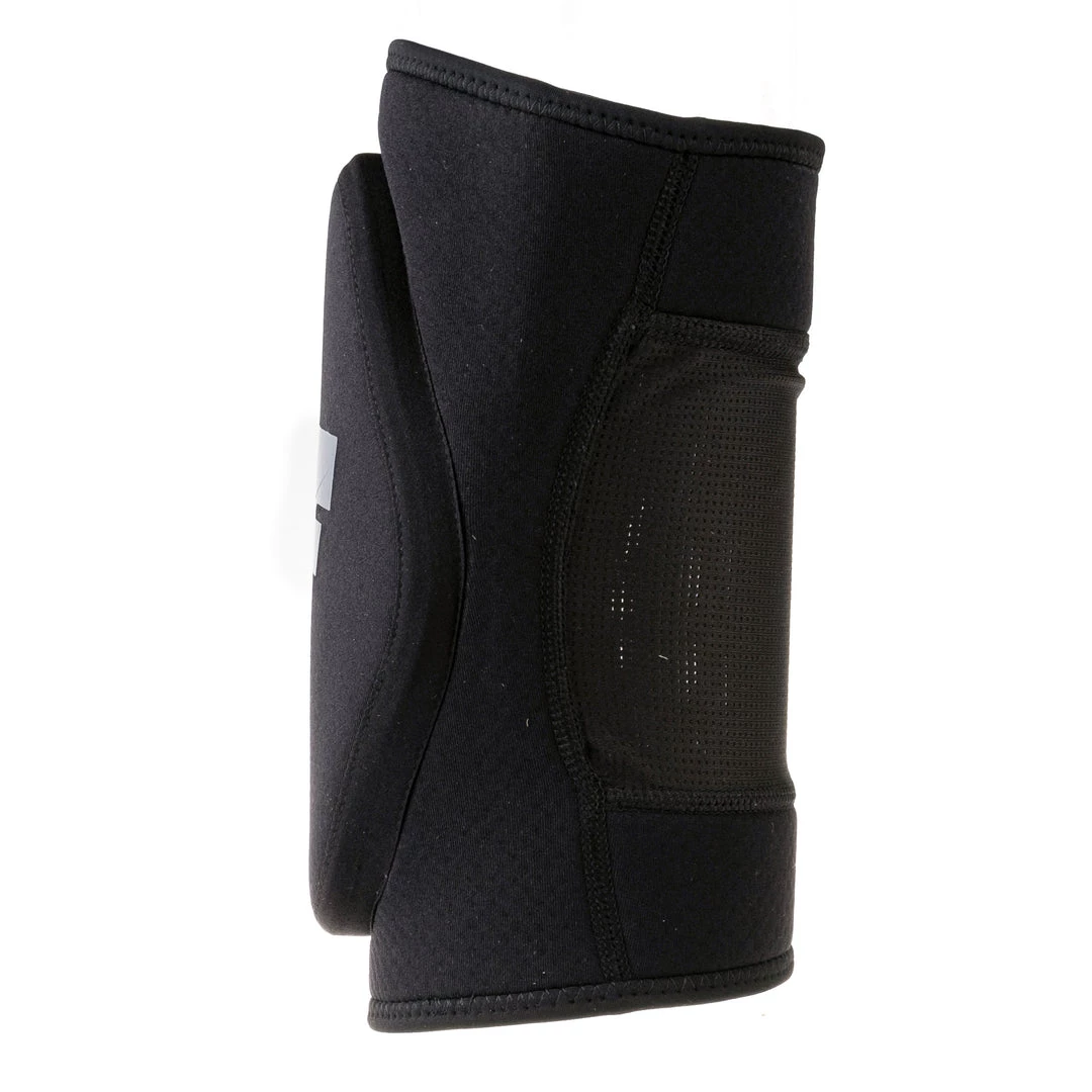 PROTECTION GEL Knee Guard - Fighter, FKG-02 6 PROTECTION GEL Knee Guard - Fighter, FKG-02