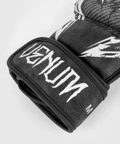 GLOVES MMA Rukavice Venum Gladiator 4.0 - černá 12 GLOVES MMA Rukavice Venum Gladiator 4.0 - černá