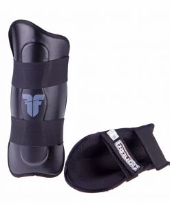 Shin Guard Fighter Ergo - Black, FSG-001B