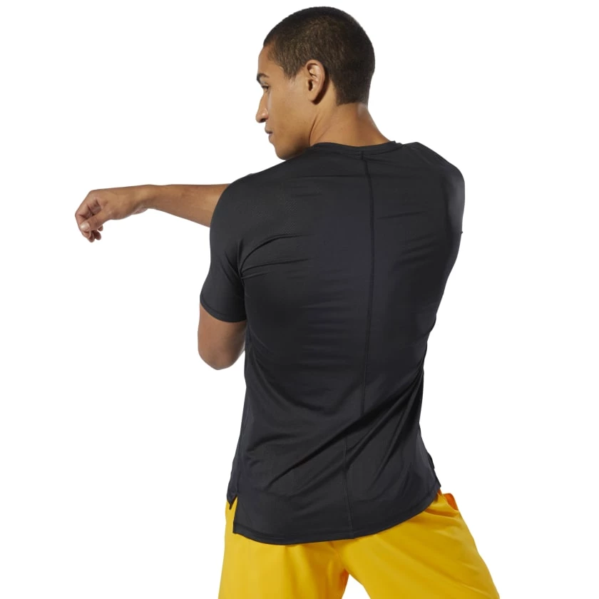 Training T-Shirts Reebok Training Activchill Tee - Black, DU3933 9 Training T-Shirts Reebok Training Activchill Tee - Black, DU3933