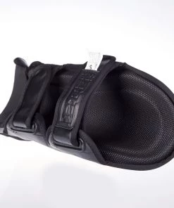 Fighter Shinguards Thai Ergo - Black/red, FSG-004BR PROTECTION