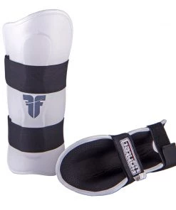 Shin Guard Fighter Ergo - White, FSG-001W