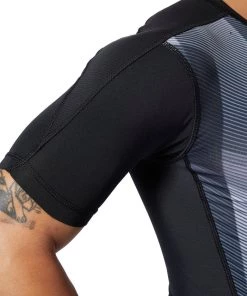 Reebok OS Compress T-shirt - Black, DY8032 12 Reebok OS Compress T-shirt - Black, DY8032